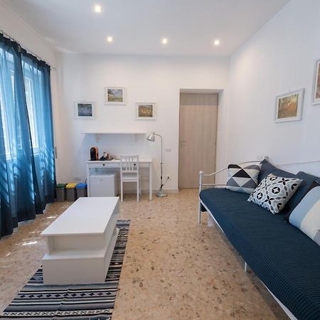 Ferienwohnung Casa Rosa Beige E Blu Rom Exterior foto