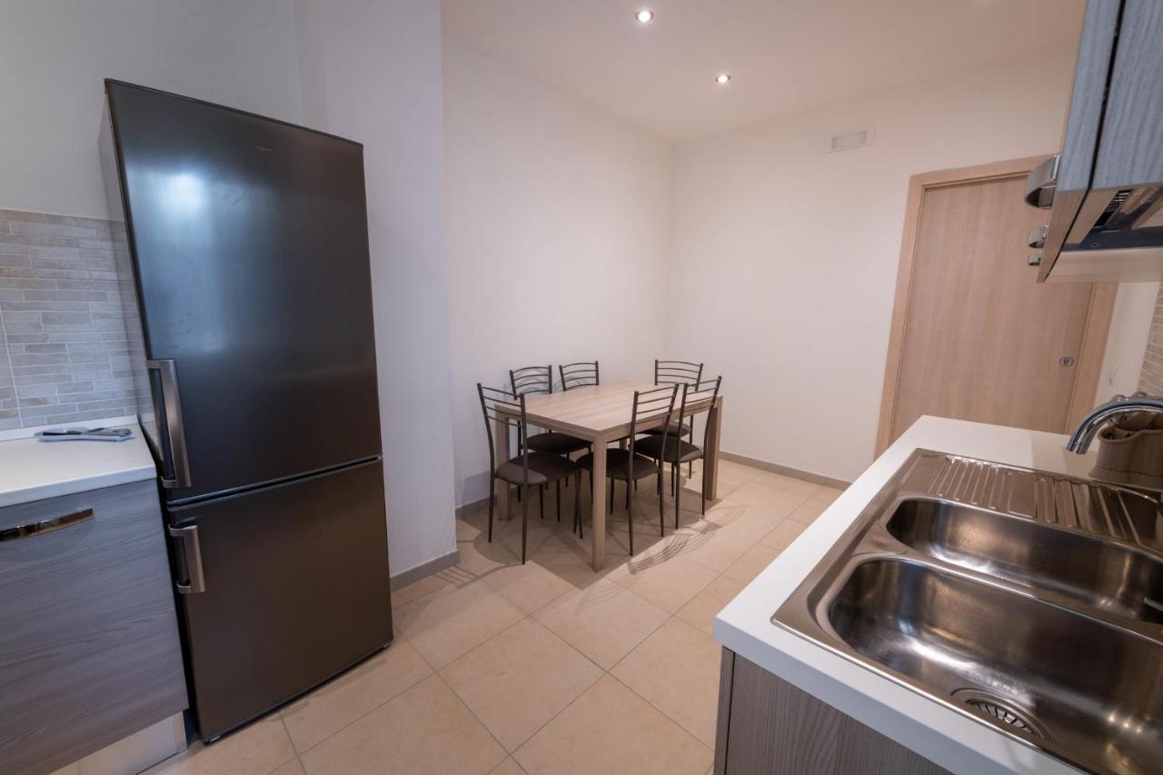 Ferienwohnung Casa Rosa Beige E Blu Rom Exterior foto